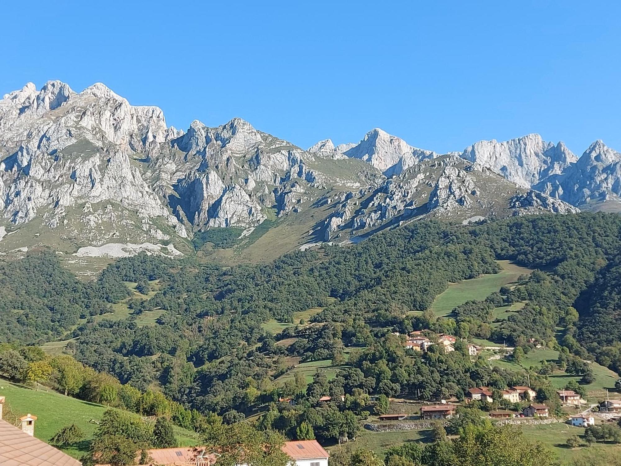 Apartamentos Rurales Los Picos De Redo Camaleño Esterno foto