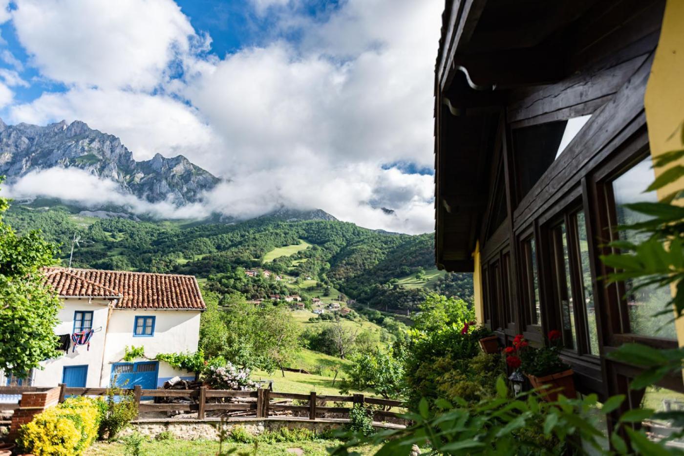 Apartamentos Rurales Los Picos De Redo Camaleño Esterno foto