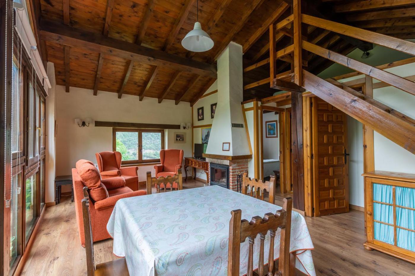 Apartamentos Rurales Los Picos De Redo Camaleño Esterno foto